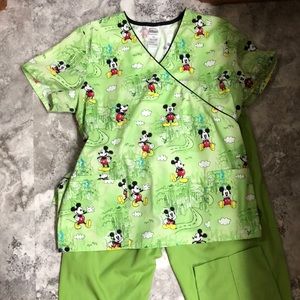 Scrub set Large, Landau and Disney/Mickey